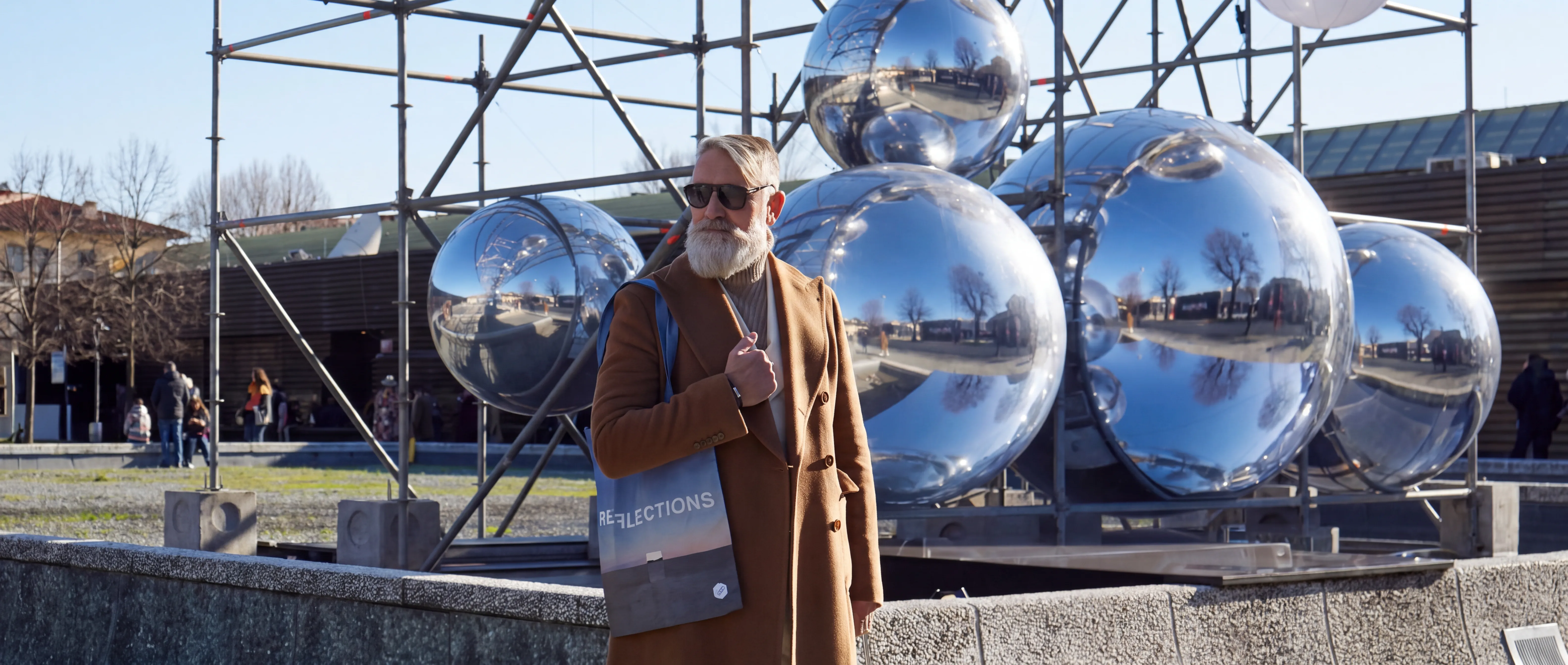Mirror Balls — vista 15